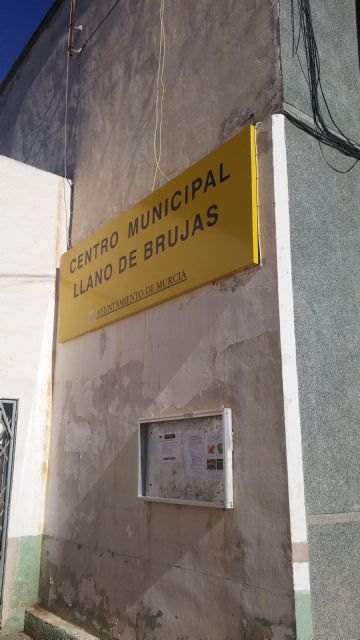 El PSOE reclama unas mejoras instalaciones para el Centro Municipal de Llano de Brujas - 4, Foto 4