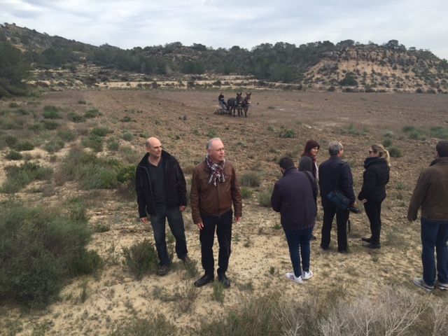 Medio Ambiente supervisa los trabajos de custodia del territorio de la asociación ACUDE en la finca municipal ´La Tercia´ - 3, Foto 3