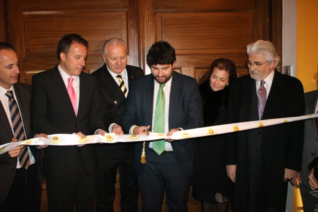 El presidente de la Comunidad inaugura la nueva Casa del Paso Blanco y sede de la Fundación Santo Domingo - 2, Foto 2