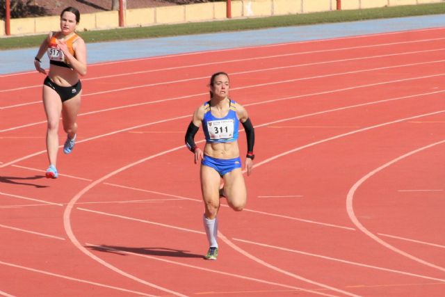 En una ventosa y a veces desapacible jornada de sábado, los atletas del UCAM Atletismo Cartagena acudieron en un buen número al Regional Absoluto de Invierno - 1, Foto 1