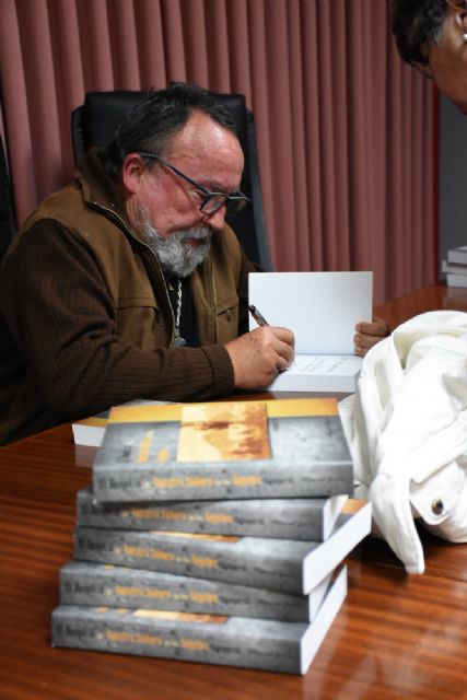 Presentación literaria El hospicio de Nuestra Señora de los Ángeles - 1, Foto 1