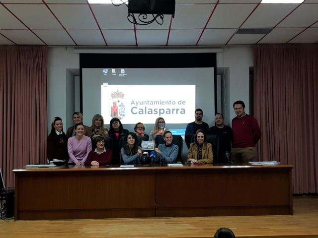 La Asociación de Comerciantes y la Concejalía de Comercio del Ayuntamiento de Calasparra presentan el Rutero Calasparreño - 2, Foto 2