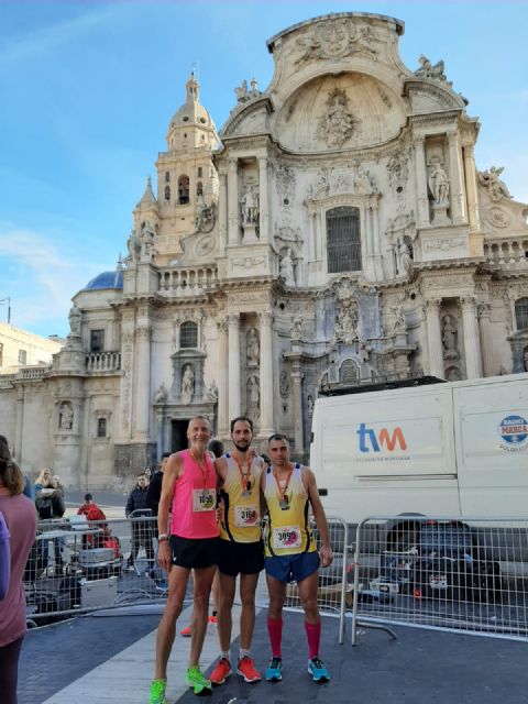 El CAT participó en cuatro pruebas este domingo subiendo al podio en los 21Km de la Murcia Maratón, Foto 8