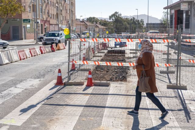 Las obras de renovación de las redes de pluviales y alcantarillado en Los Dolores avanzan a buen ritmo - 1, Foto 1