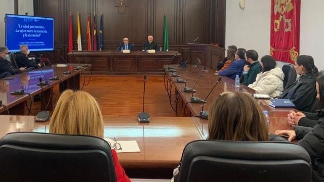 La Santa Sede y la UCAM promueven medidas de apoyo a los ancianos - 1, Foto 1