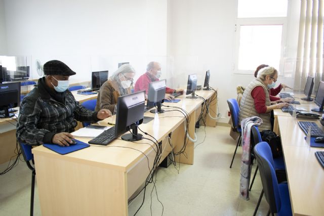 Comienza un curso gratuito de informática para mayores y desempleados - 5, Foto 5