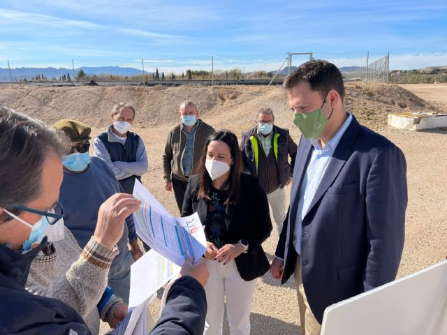 La Comunidad invierte 48.300 euros en la conducción de aguas regeneradas para el riego a tres parajes del campo de Yecla - 1, Foto 1