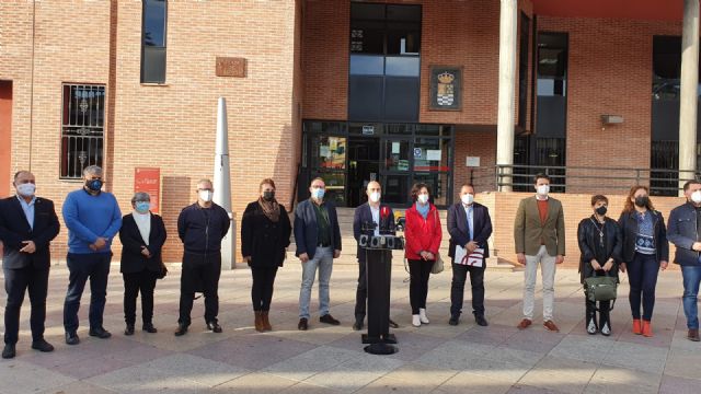 El Ayuntamiento de Molina de Segura condena los actos violentos y el asalto por la fuerza de un grupo de manifestantes al edificio municipal donde se iba a celebrar el Pleno ordinario del municipio de Lorca - 2, Foto 2