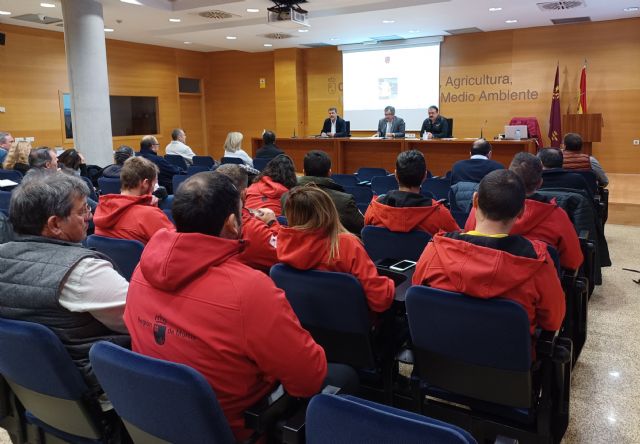 La Comunidad imparte formación a los miembros de sus servicios de emergencias para optimizar los recursos aéreos - 1, Foto 1