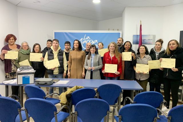 La Comunidad refuerza el capital humano de La Manga del Mar Menor con cerca de un millón de euros en cursos de formación gratuitos - 2, Foto 2