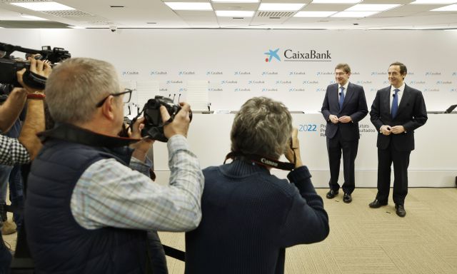 CaixaBank gana 3.145 millones de euros en 2022, un 29,7% más en base comparable - 2, Foto 2