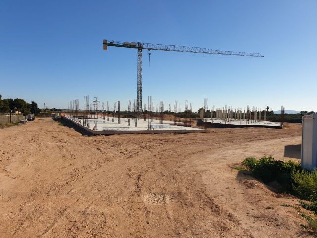 Los vecinos y MC vuelven a exigir que se reanuden las obras de construcción del nuevo colegio de La Aljorra - 3, Foto 3
