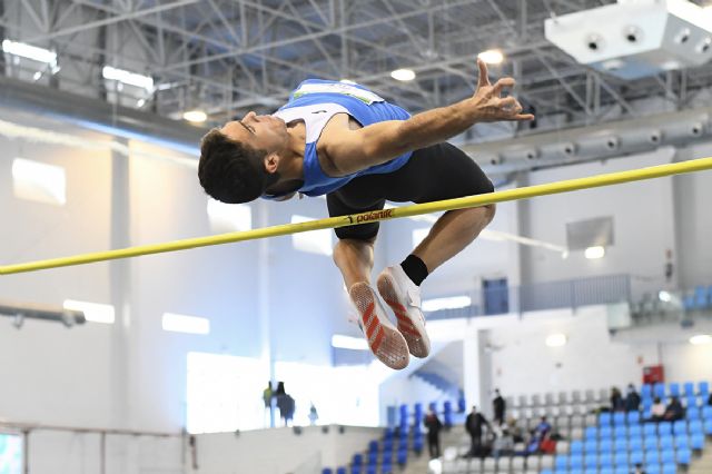 El atleta del Club Atletismo Alhama, Joaqun Morales, presente en el nacional Sub23 de pista cubierta, Foto 1