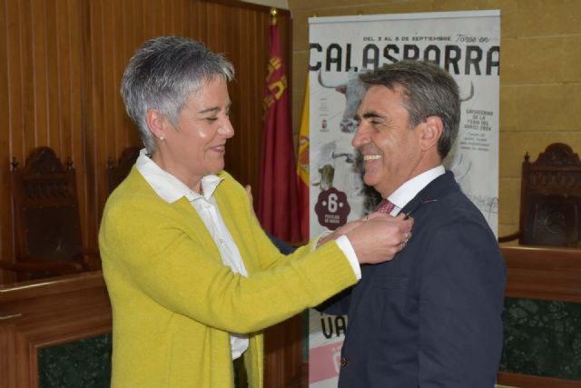 Victorino Martín recoge el premio al mejor ganadero de la temporada 2023 otorgado por la Asociación Taurina El Quite - 4, Foto 4