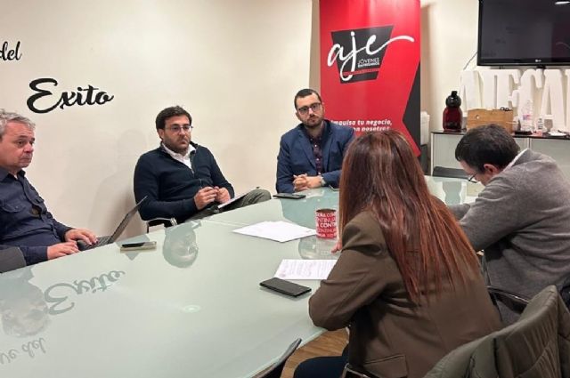 AJE Cartagena ´cazará´ talentos para las empresas de la comarca gracias al nuevo servicio de prácticas de la UPCT - 3, Foto 3