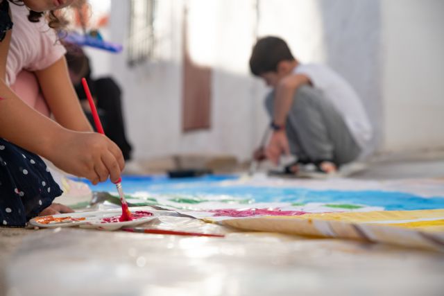 Las familias de acogida urgen al Gobierno de Murcia a que cumpla su compromiso de no tener niños y niñas menores de 6 años en centros - 1, Foto 1