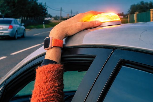 Pyramid Consulting alerta de las primeras multas por no llevar baliza V16 pese al anuncio del Ministerio de Interior de un periodo de gracia - 2, Foto 2