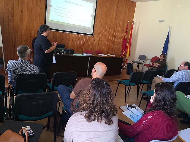 El Servicio de Asistencia de Vivienda e Intermediación de Servicios Sociales continúa los contactos con diferentes organismos - 1, Foto 1