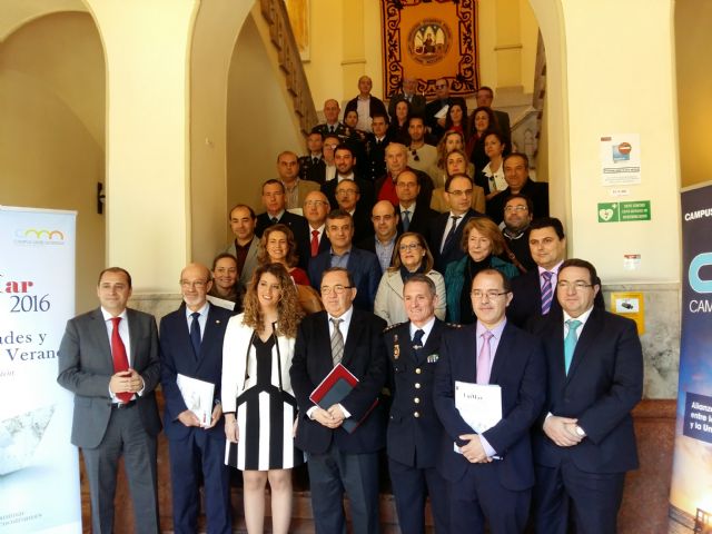 Presentada la XXXIII edición de la Universidad Internacional del Mar - 2, Foto 2