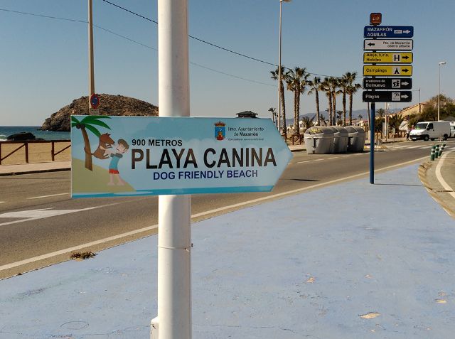 Nuevas señales indican la localizacin de las playas caninas, Foto 1