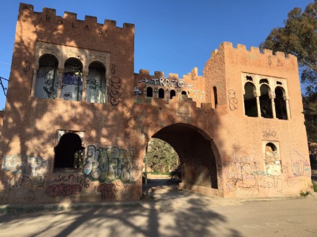 El PSOE vuelve a exigiral PP que haga cumplir la normativa de seguridad e higiene ante el riesgo de que La Quinta se convierta en zona marginal - 2, Foto 2