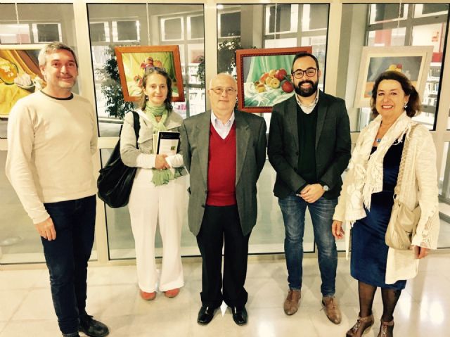 La biblioteca estrena un espacio alternativo  para exposiciones con los bodegones de Esteban Salvador Vicente - 1, Foto 1