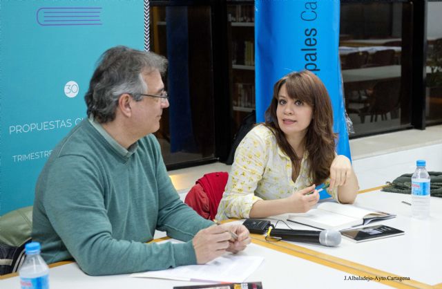 Ioana Gruia presento El expediente Albertina en Leer, Pensar e Imaginar - 1, Foto 1