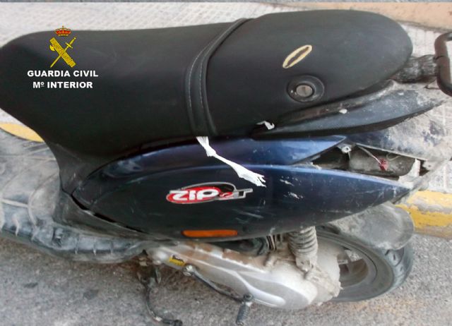 La Guardia Civil desmantela un grupo juvenil dedicado a la sustracción de ciclomotores - 2, Foto 2