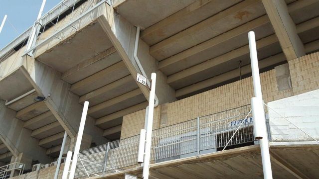 Deportes propondra que una puerta del Cartagonova se denomine Miki Roque en homenaje a uno de los heroes del ascenso en El Collao - 1, Foto 1