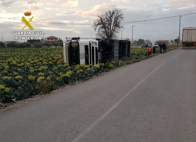 La Guardia Civil intercepta a tres conductores de vehículos pesados después de haber consumido droga y alcohol - 3, Foto 3