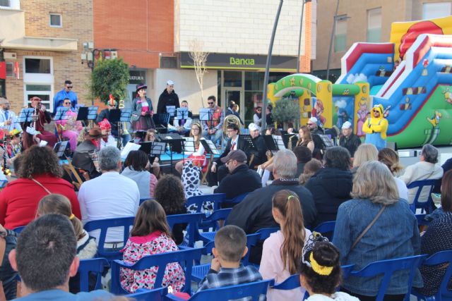 Disfraces, música e hichables en el carnaval infantil de San Pedro del Pinatar - 3, Foto 3