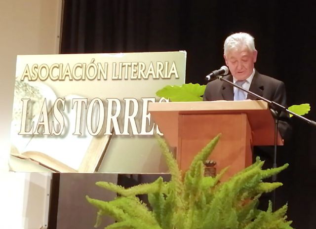 Manolo Reina presenta su Poesía Encontrada en Las Torres de Cotillas - 1, Foto 1