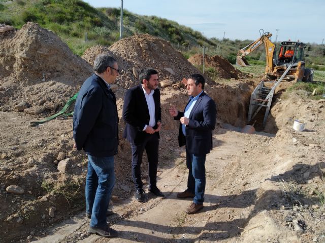 Comienzan las obras de saneamiento y abastecimiento en el barrio de El Campico - 2, Foto 2