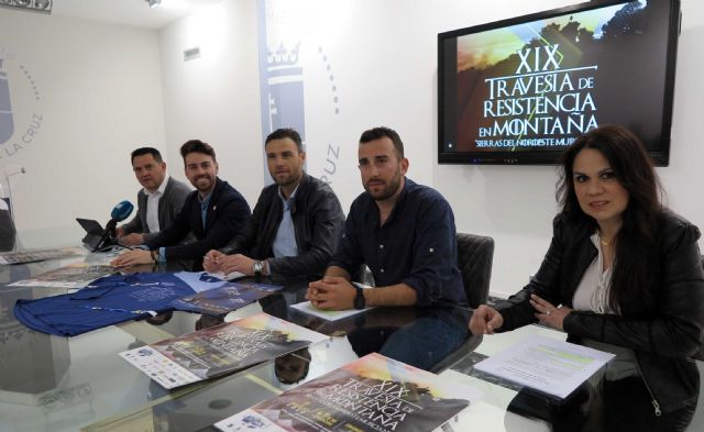 Montañistas de distintos puntos de la geografía española se dan cita en Caravaca para realizar la Travesía de Resistencia 'Sierras del Noroeste Murciano' - 1, Foto 1