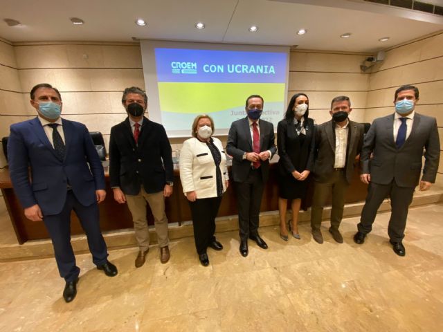 Los empresarios de la Región rechazan la invasión de Ucrania y alertan de los efectos que tendrá en la economía - 3, Foto 3