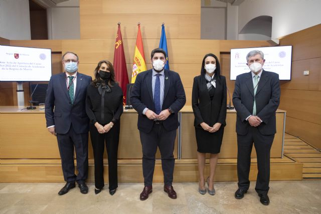 López Miras reivindica el papel de las Reales Academias que deben ser parte de los avances de la sociedad - 2, Foto 2