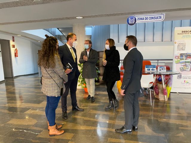 El director general de Competitividad y Calidad Turística visita Torre Pacheco y mantiene una reunión con el alcalde y el concejal de Turismo - 3, Foto 3