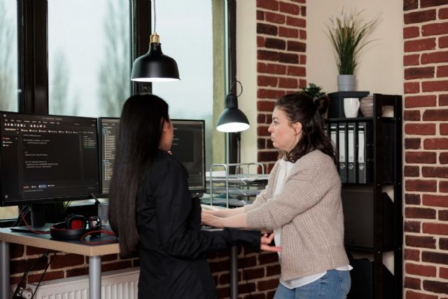 España busca más mujeres con un perfil especializado en las TIC - 1, Foto 1