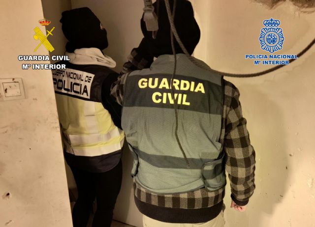 Desarticulado en Alguazas un grupo criminal dedicado a sustraer drogas a otros grupos delictivos - 2, Foto 2