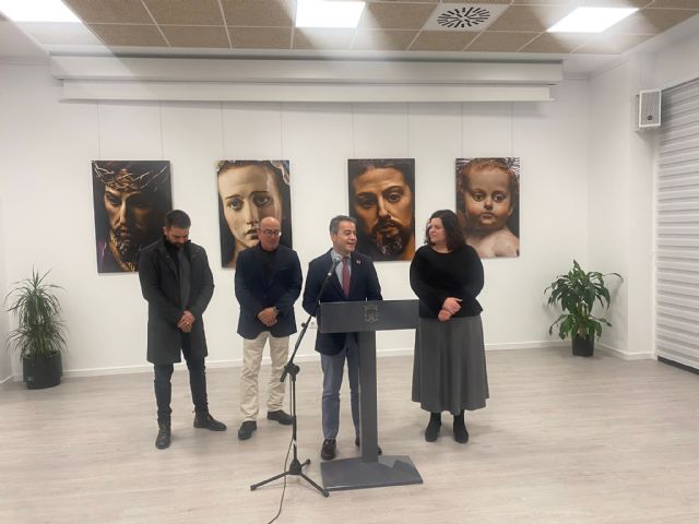 ‘Luz y Tiempo’ una particular mirada del fotógrafo Joaquín Zamora a los Salzillos de Lorquí se expone en el Centro de Promoción Cultural del municipio - 1, Foto 1