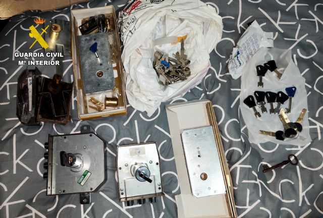 Diez detenidos por robar a ciudadanos refugiados ucranianos en Alicante y Murcia - 3, Foto 3