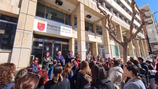 Concentración frente a la Consejería de Salud para reclamar el desbloqueo de las negociaciones para la sanidad privada - 2, Foto 2