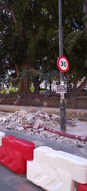 La acera más cara del mundo está en Murcia - 2, Foto 2