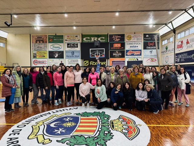 La alcaldesa de Archena inaugura la XXXV Semana de la Mujer con una sesión de empoderamiento femenino y mindfulness - 1, Foto 1