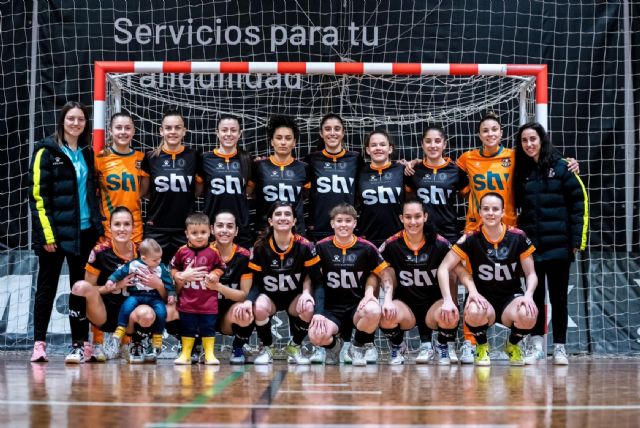 El STV continúa enganchado al play-off tras su victoria ante Rubi - 1, Foto 1