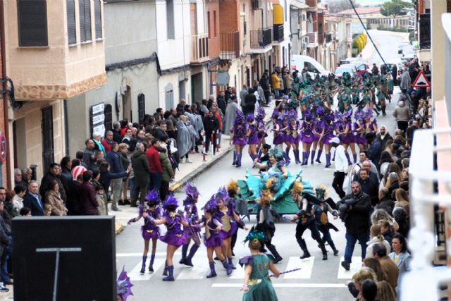 Notable éxito en el Gran Desfile de Comparsas de Aldea del Rey, que llenó de ritmo y color sus calles - 4, Foto 4