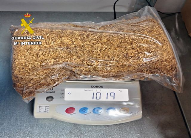 La Guardia Civil desmantela un punto de venta de tabaco de contrabando en un domicilio de La Manga del Mar Menor-Cartagena - 2, Foto 2