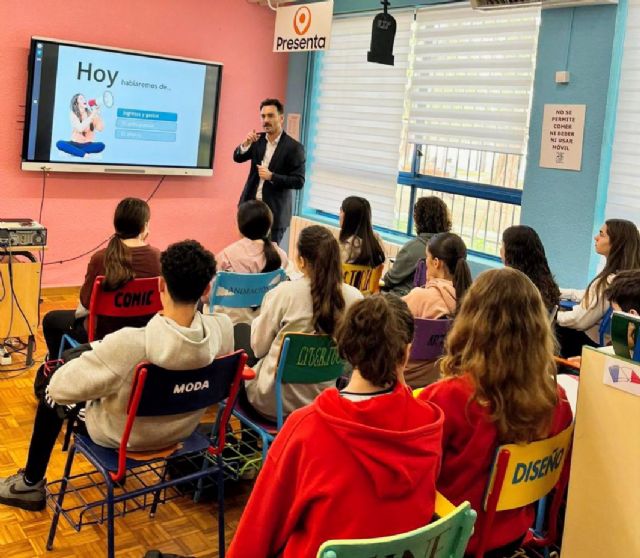 M�s de 1.400 alumnos de cuarto de ESO se forman este curso en cultura financiera b�sica, Foto 3