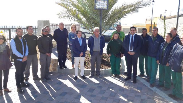 Una quincena de jóvenes lorquinos del Programa de Garantía Juvenil se forman en el sector de la construcción rehabilitando la plaza de San Juan - 1, Foto 1