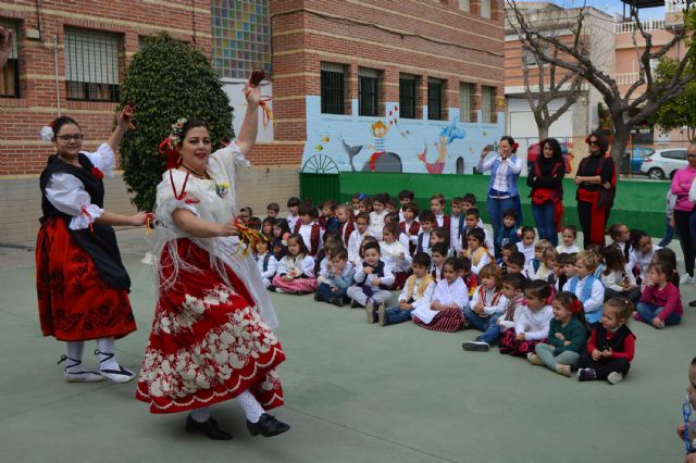 Los alumnos del colegio El Parque viven una nueva jornada de exaltación huertana - 2, Foto 2